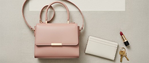 Difference Between Purse and Wallet: A Simple Style Guide | Mochi Shoes